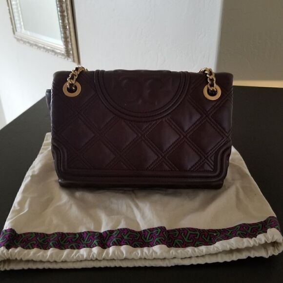 Tory Burch Fleming Quilt Convertible Crossbody - Picture 1 of 12